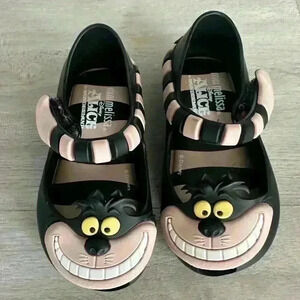 Mini Melissa Cheshire Cat Alice in Wonderland toddler 5